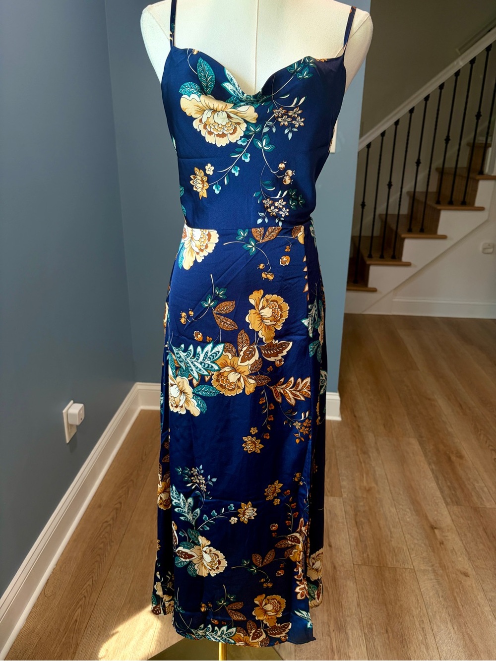 Petal & Pup Alejandra Cowl Neck Midi Dress Navy Floral Fall Wedding Guest Size 8